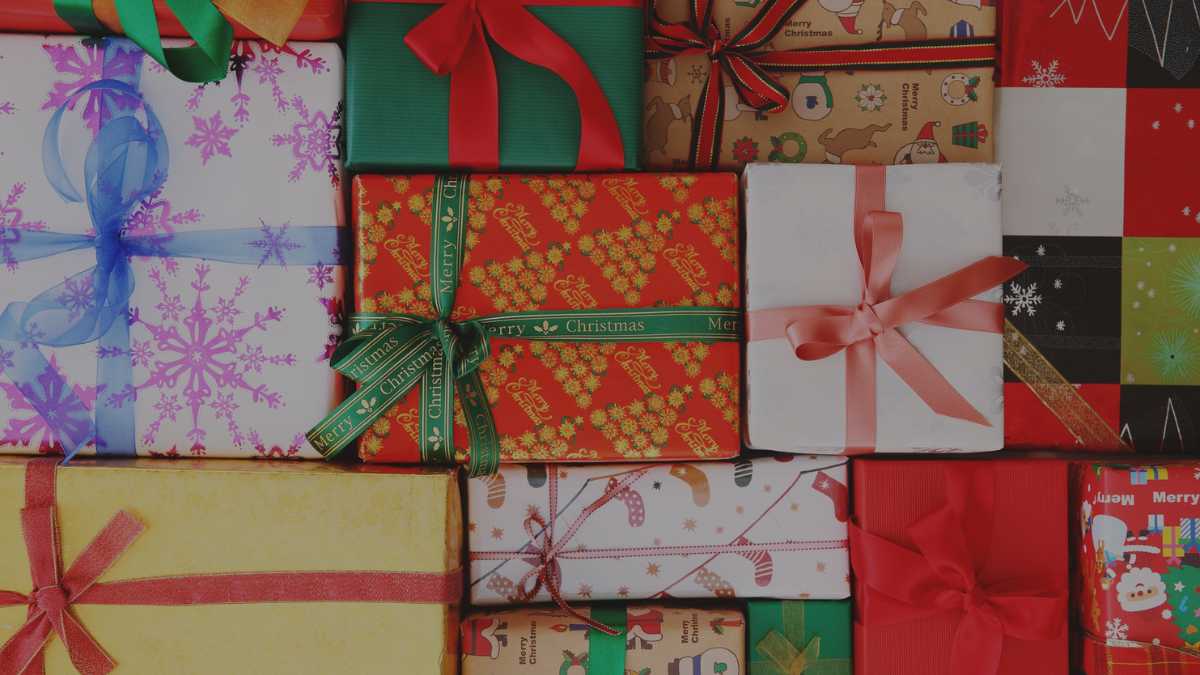 Wrapped holiday presents 